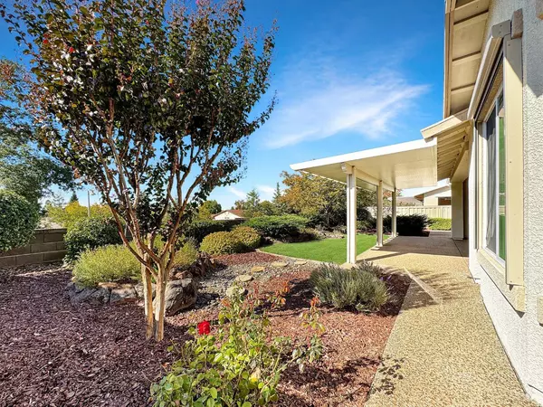 1814 Grand Pheasant LN, Lincoln, CA 95648