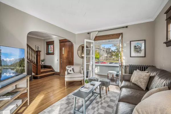 681 Simpson ST, Saint Paul, MN 55104