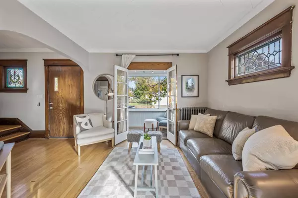 681 Simpson ST, Saint Paul, MN 55104