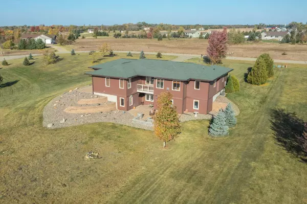 1433 109th ST, New Richmond, WI 54017