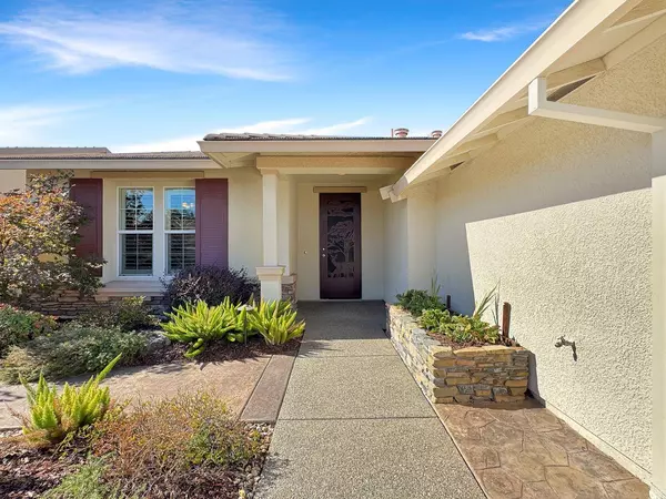 1814 Grand Pheasant LN, Lincoln, CA 95648