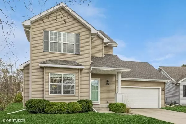 4217 E 48th Street, Des Moines, IA 50317