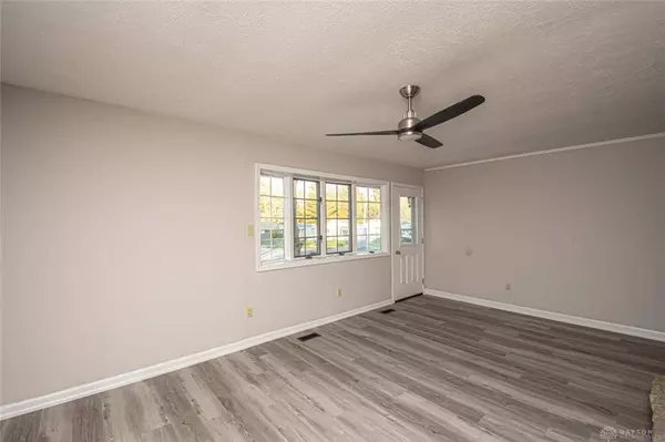 4754 Alexis Avenue, Dayton, OH 45431