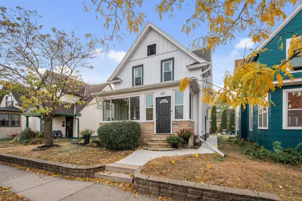 681 Simpson ST, Saint Paul, MN 55104