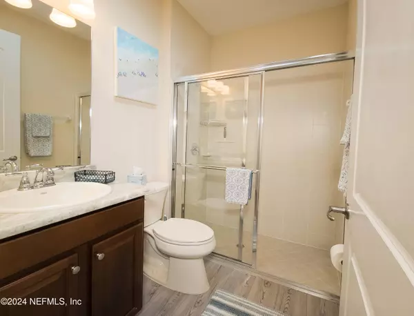 24 SOUTHLAKE DR, Palm Coast, FL 32137