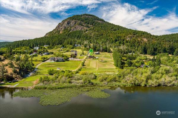 5638 Campbell Lake RD, Anacortes, WA 98221