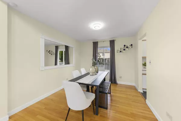 1212 SAMUEL Court, Naperville, IL 60540