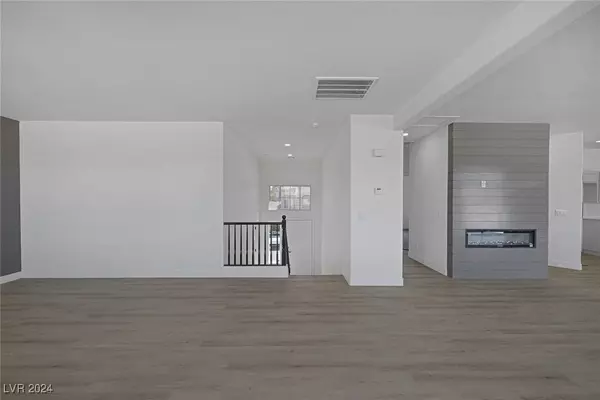 8604 Vivid Violet Avenue, Las Vegas, NV 89143