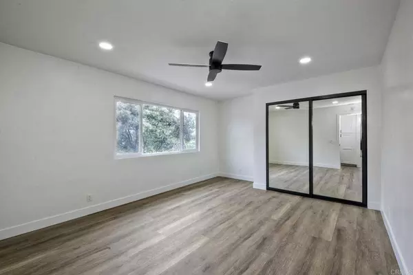 162 Terracina WAY, Vista, CA 92083