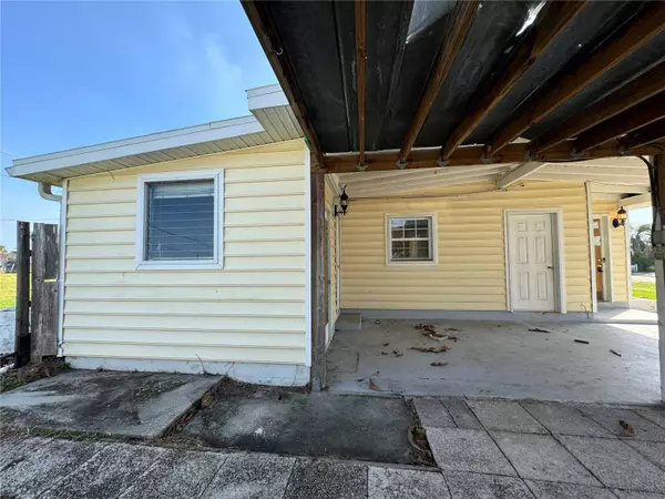 21218 GLADIS AVE, Port Charlotte, FL 33952