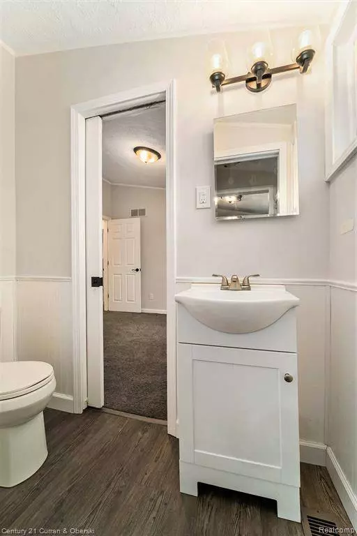 16700 INKSTER Road, Redford, MI 48240