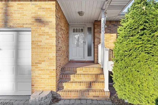 244 E Cherry St, Carteret Boro, NJ 07008