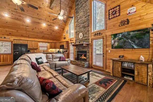 862 Monticello DR, Ellijay, GA 30540