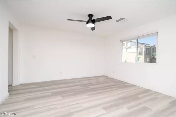 12302 Dusk Blue Way #5, Las Vegas, NV 89183