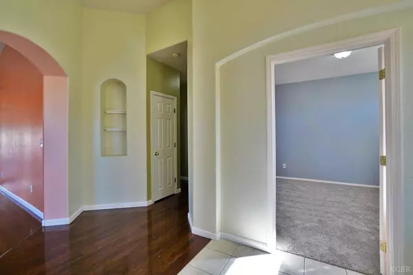 1484 Tulip Street, Lemoore, CA 93245