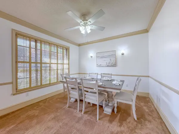 301 E Live Oak Lane, Havana, FL 32333