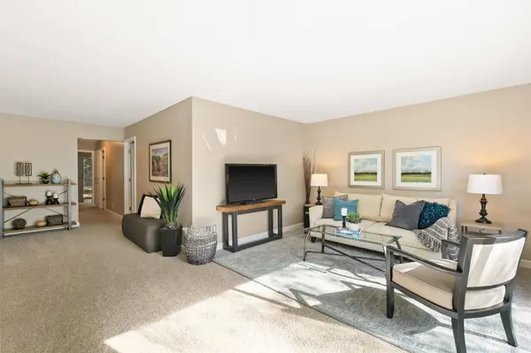 101 30th AVE NW, New Brighton, MN 55112