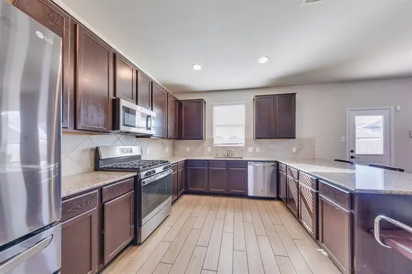 807 Rough Cut CT, Houston, TX 77090