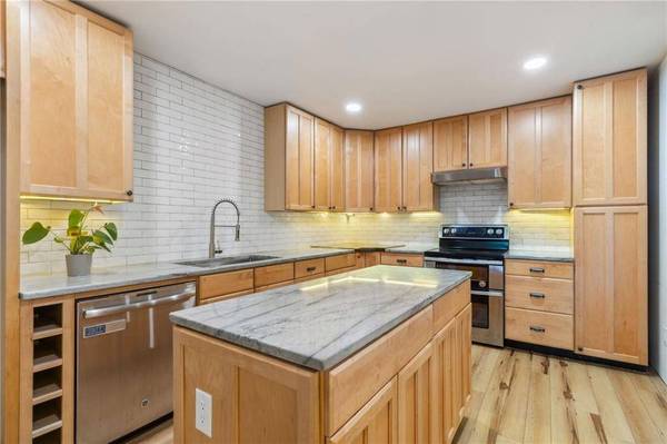 6200 Holland Cove RD, Cumming, GA 30041