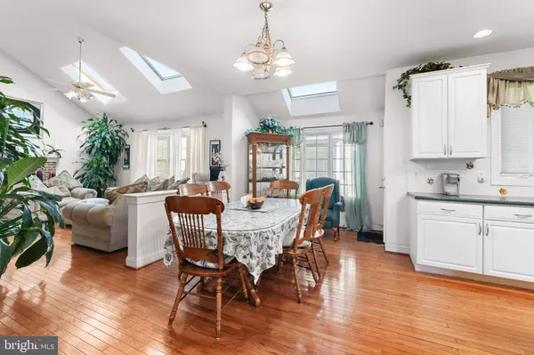 16401 FOX VALLEY TER, Rockville, MD 20853