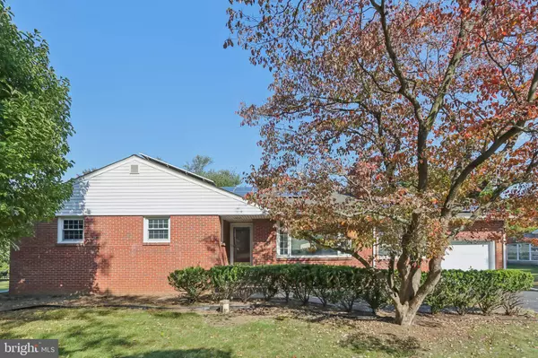 2236 PENNINGTON RD, Trenton, NJ 08638