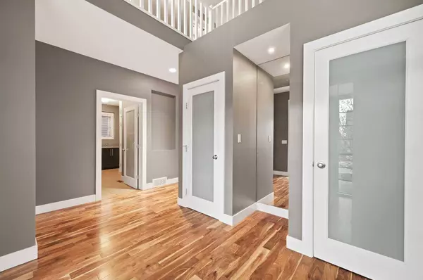 246 Evanspark CIR NW, Calgary, AB T3P 0A5