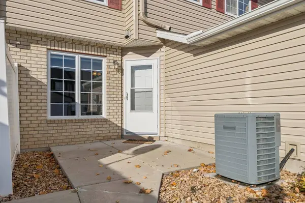 216 E Orchard ST, Belle Plaine, MN 56011