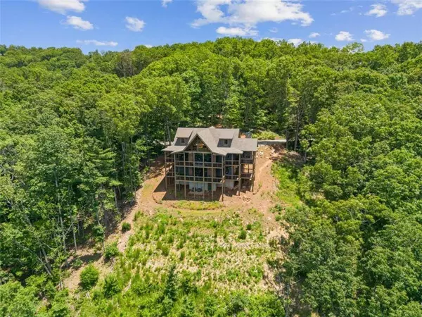 116 Round Top RD, Mineral Bluff, GA 30559