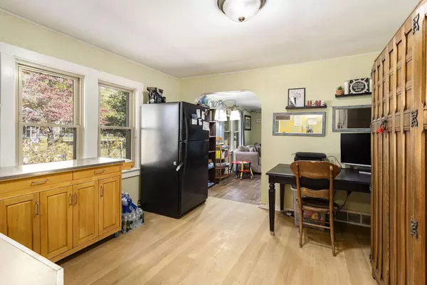 84 S 24th Street, Battle Creek, MI 49015