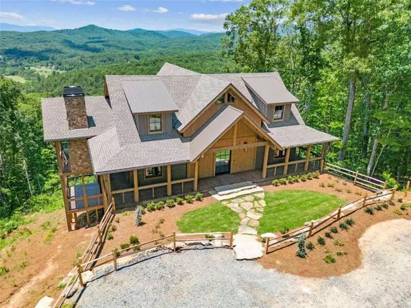 116 Round Top RD, Mineral Bluff, GA 30559