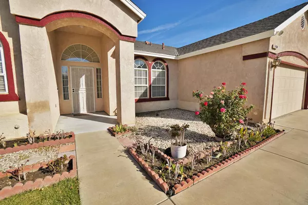 1484 Tulip Street, Lemoore, CA 93245