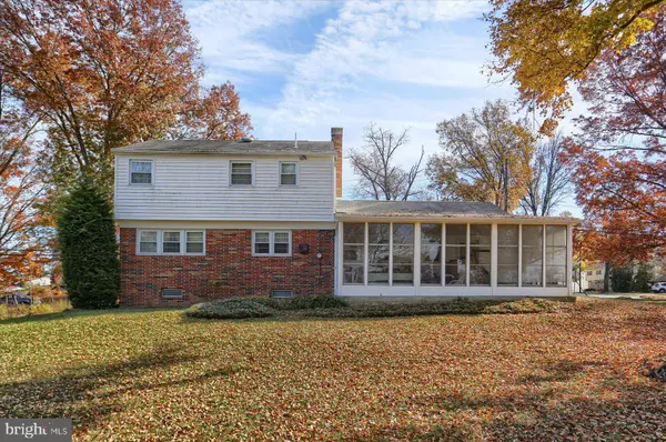 167 OLD FORD DR, Camp Hill, PA 17011