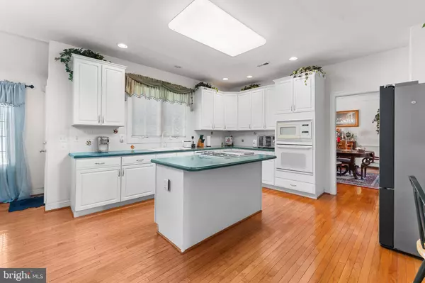 16401 FOX VALLEY TER, Rockville, MD 20853