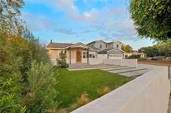 4270 Grand View BLVD, Los Angeles, CA 90066