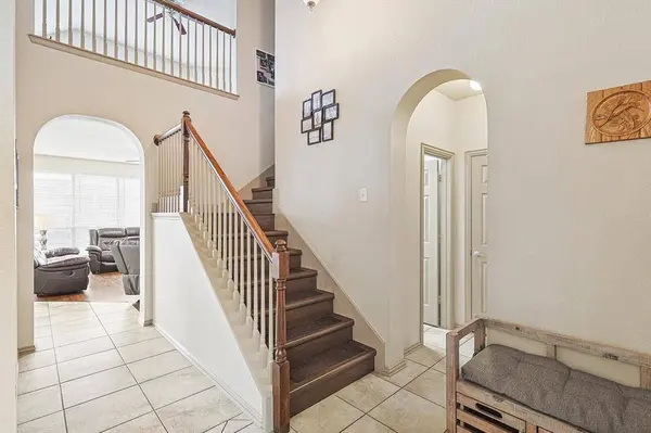 2704 Twinflower Drive, Fort Worth, TX 76244