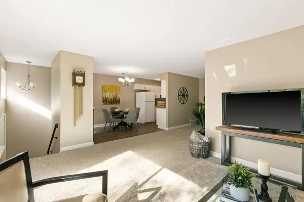 101 30th AVE NW, New Brighton, MN 55112