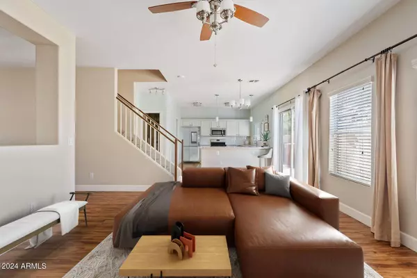 8866 E SHANGRI LA Road, Scottsdale, AZ 85260