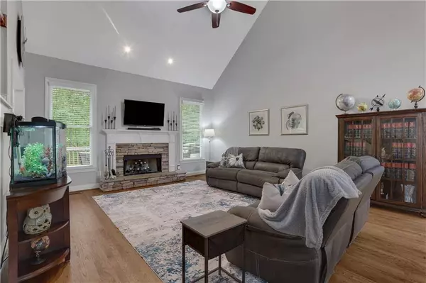 608 Forest Pine DR, Ball Ground, GA 30107