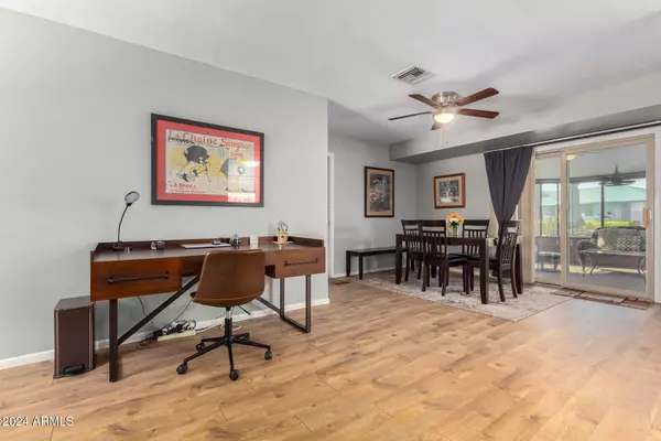 17806 N 135TH Drive, Sun City West, AZ 85375