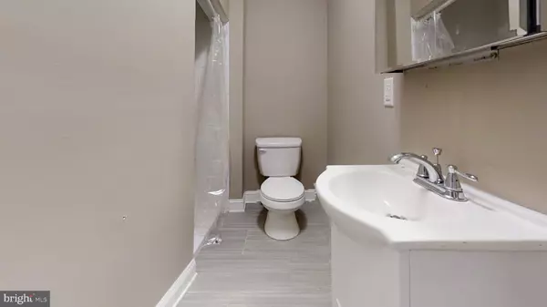 4276 ORCHARD ST, Philadelphia, PA 19124