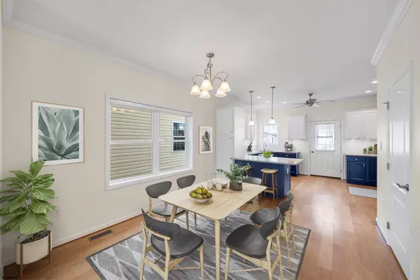 6313 Monmouth Ave, Ventnor, NJ 08406