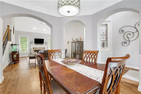 608 Forest Pine DR, Ball Ground, GA 30107