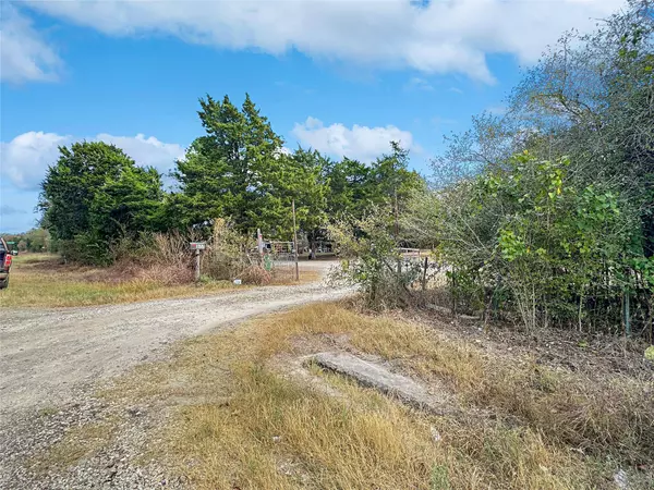 377 FM 1209, Bastrop, TX 78602