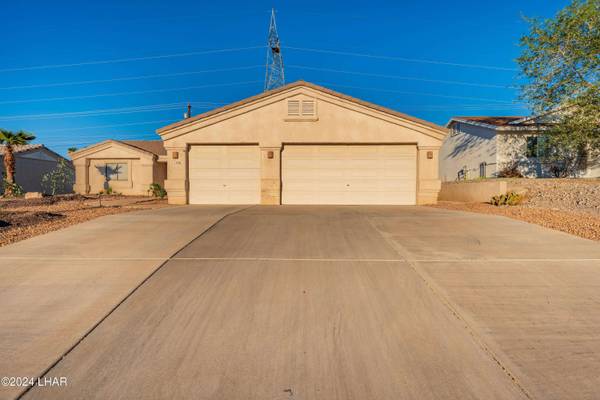 1308 Mohican Dr, Lake Havasu City, AZ 86406