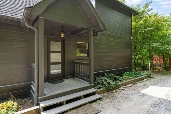 291 Fox Run DR, Blue Ridge, GA 30513