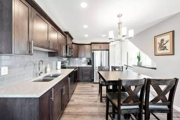 1407 3 ST SE #1, High River, AB T1V 0J9