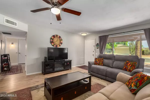 17806 N 135TH Drive, Sun City West, AZ 85375