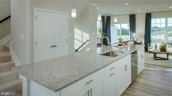 6819 WINTERHILL LN, Glen Burnie, MD 21060