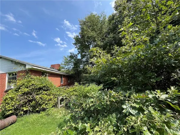 10401 Carriage RD, Providence Forge, VA 23140