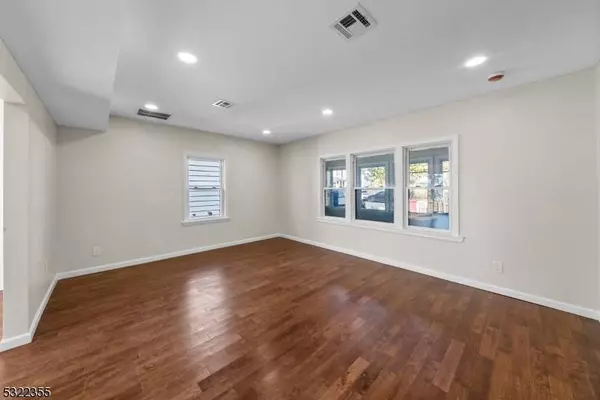 84 Southside Ave, Somerville Boro, NJ 08876